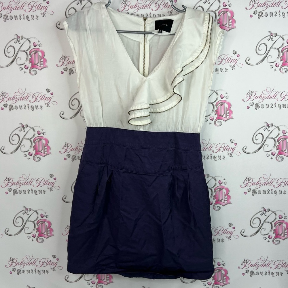 Ark & Co dress ruffle zipper detail dual White and Purple navy Dress flattering